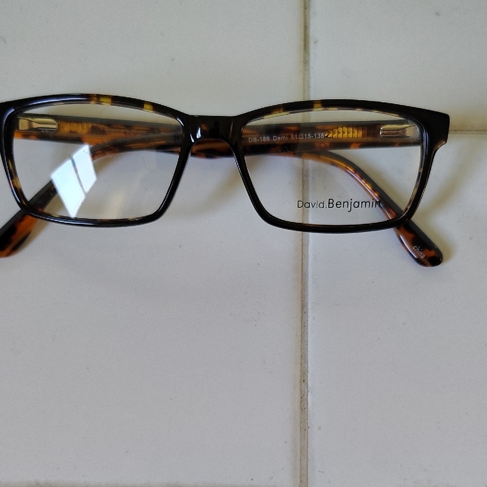 David Benjamin Tortoise Shell Rectangular Glasses - image 6